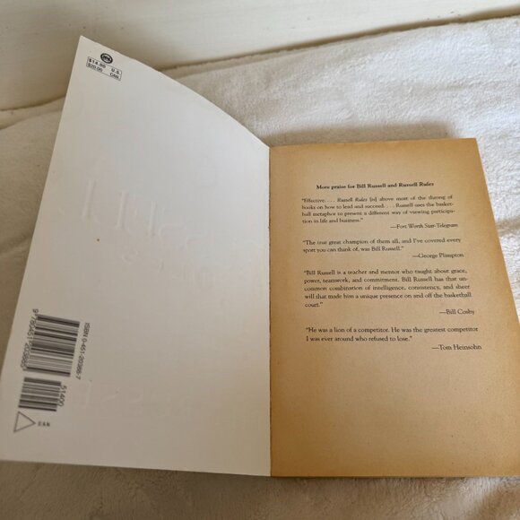 Bill Russell Celtics Legend Signed Autograph Russell Rules Book (To Dan), Rare - Picture 3 of 16